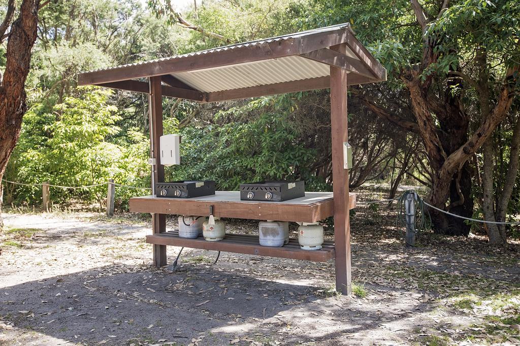 The Lakes Beachfront Holiday Park Lake Tyers Beach Eksteriør bilde